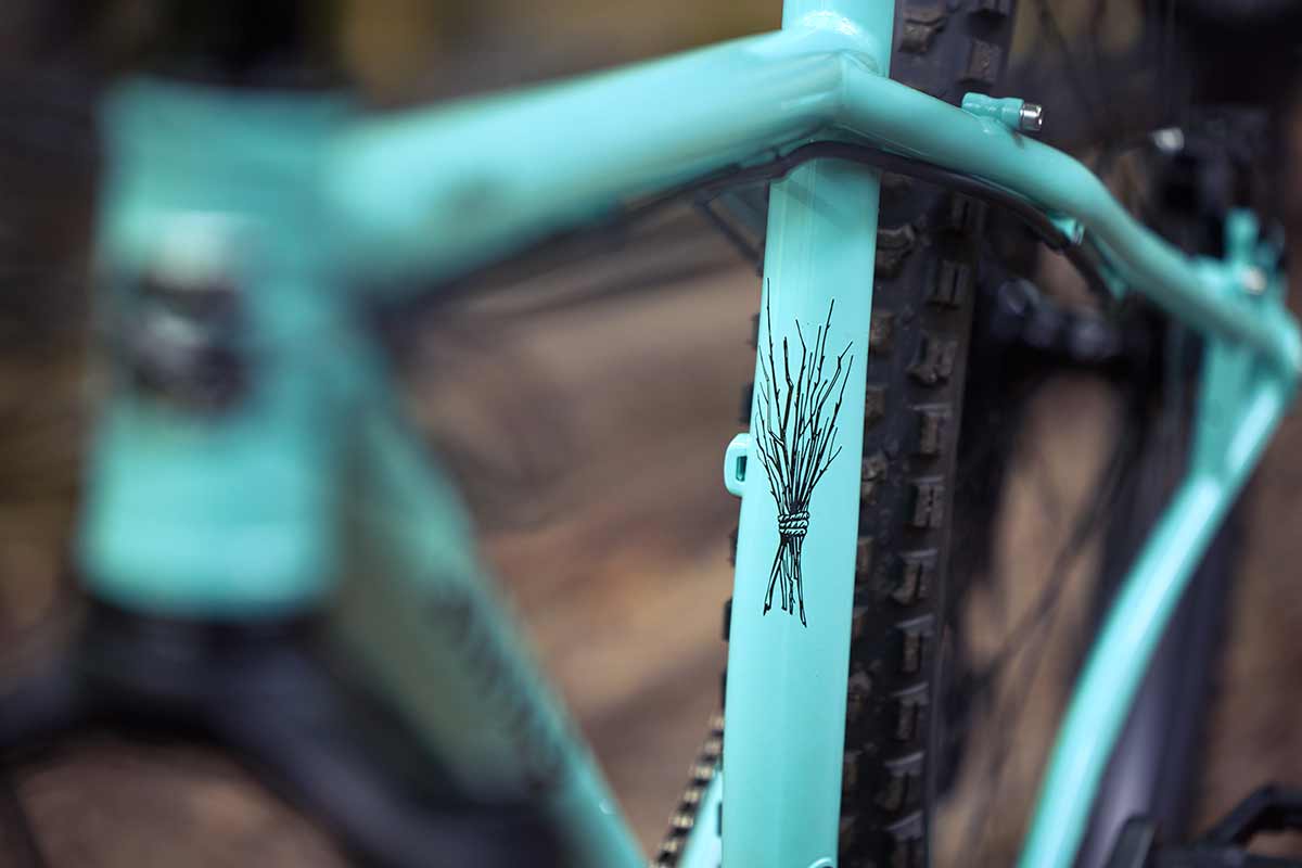 Surly Krampus front suspension bike in Blue Oyster Coat detail showing seat tube decal