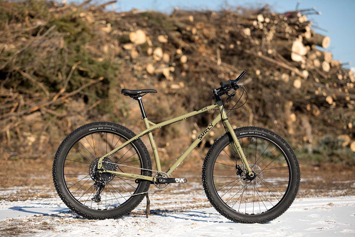 green colour gear cycle