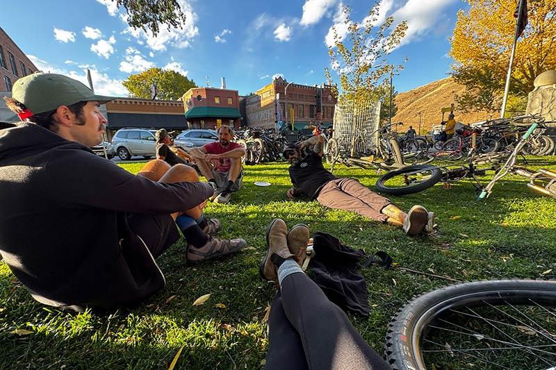 Single speeders chilling on grass in town