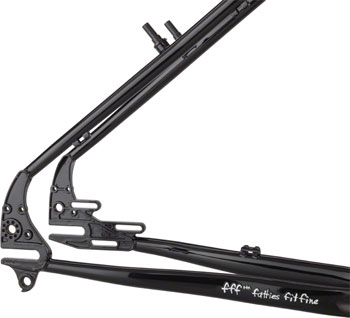 Surly bike frame - touring dropout detail -  right side cropped view